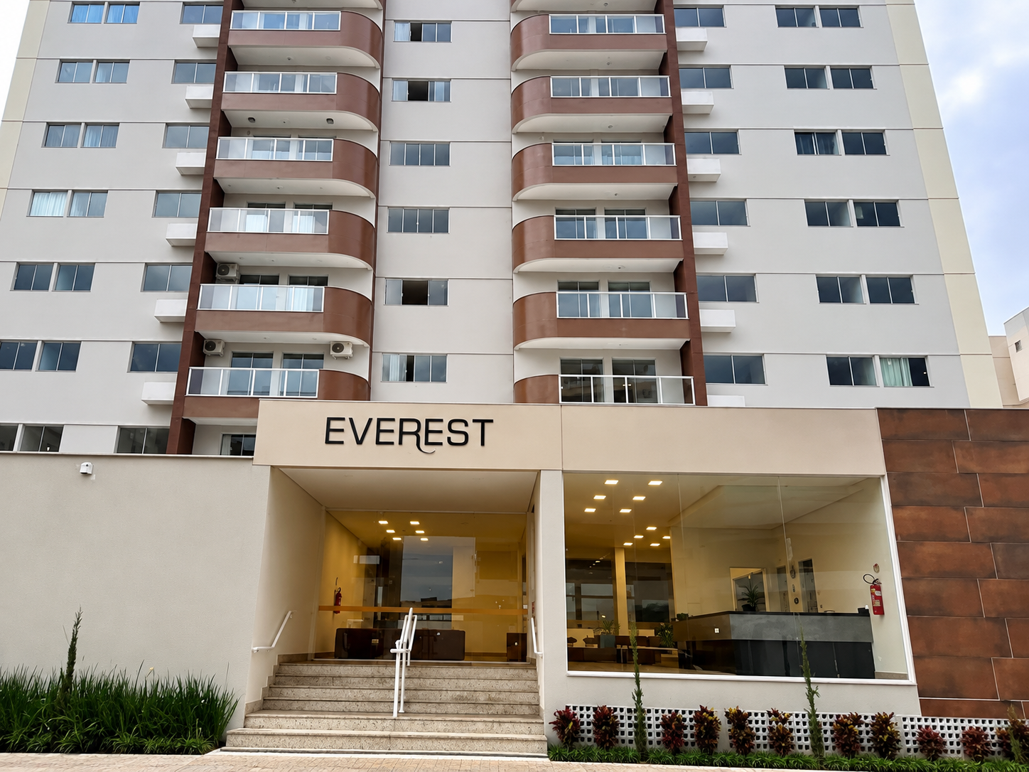 EVEREST FLAT SERVICE - CALDASNOVASGO